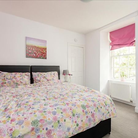 Ferienwohnung St Marys Street Edinburgh Exterior foto